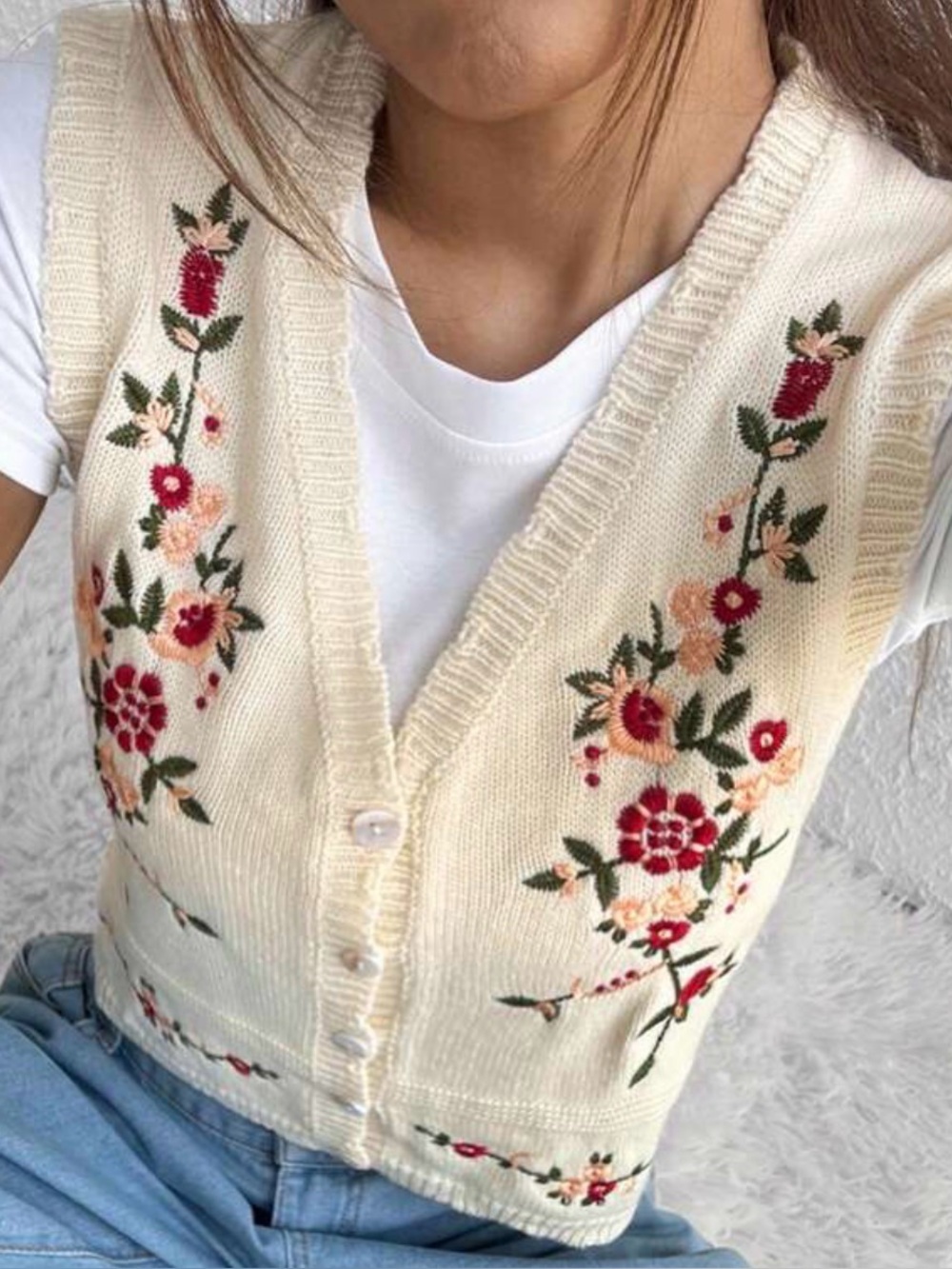 SHEIN Cream V-Neck Floral Embroidered Button Sweater Vest
